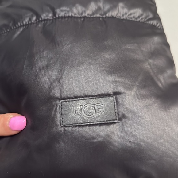 NWT UGG All Weather Puffer Scarf - Picture 3 of 6